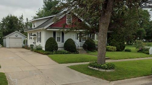 16 High School Blvd, Greene, IA, 50636-9789 | Card Image