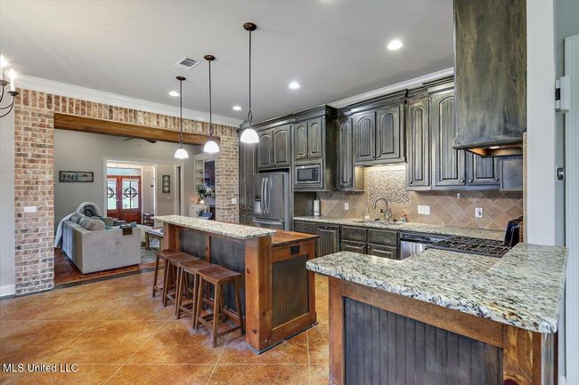 14-601 Emerald Ct | Image 10