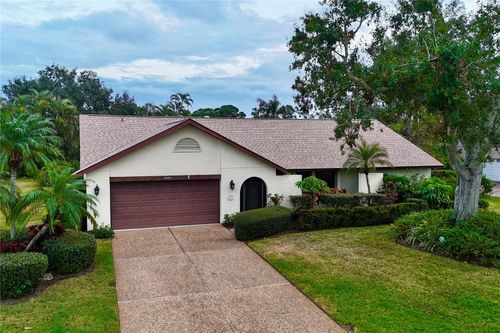 3947 Country View Dr, SARASOTA, FL, 34233-4131 | Card Image