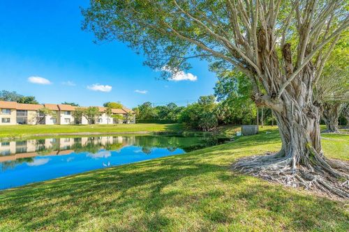 105-6736 Palmetto Cir S, Boca Raton, FL, 33433-3503 | Card Image