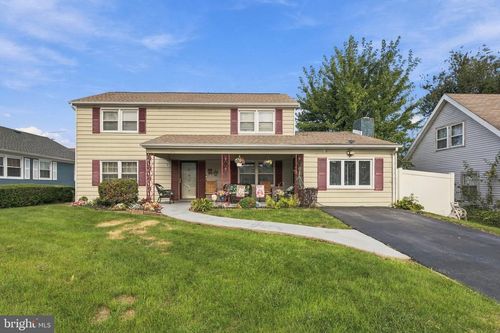 71 Medford Ln, WILLINGBORO, NJ, 08046-3120 | Card Image