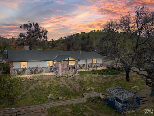 50 Pascoe Rd, Glennville, CA, 93226-6011 | Card Image