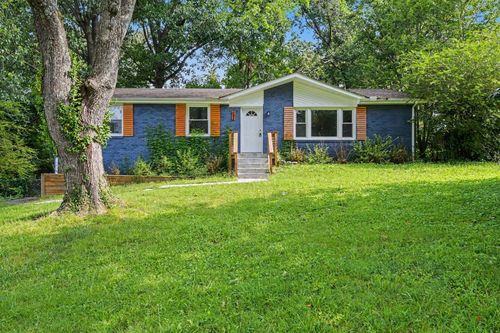 123 Stone Mountain Rd, Clarksville, TN, 37042-3676 | Card Image