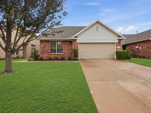 7013 Rembrandt Dr, Plano, TX, 75093-8417 | Card Image