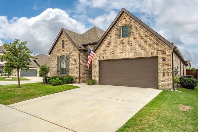 1363 Tecoma Trl, House other with 4 bedrooms, 2 bathrooms and null parking in Justin TX | Image 4