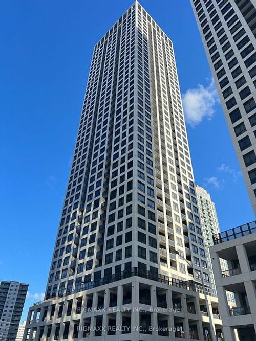 {{alt}} | Card Image