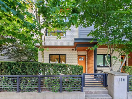 1116 Falcon Dr, Coquitlam, BC, V3E0M7 | Card Image