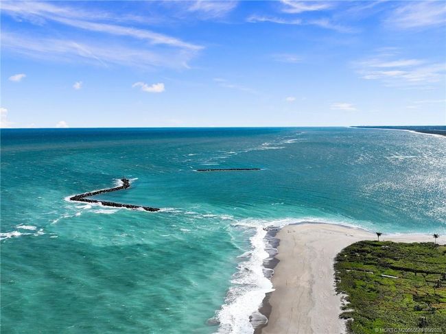 APT-140 - 2920 Dune Dr, Condo with 3 bedrooms, 3 bathrooms and 2 parking in Stuart FL | Image 17