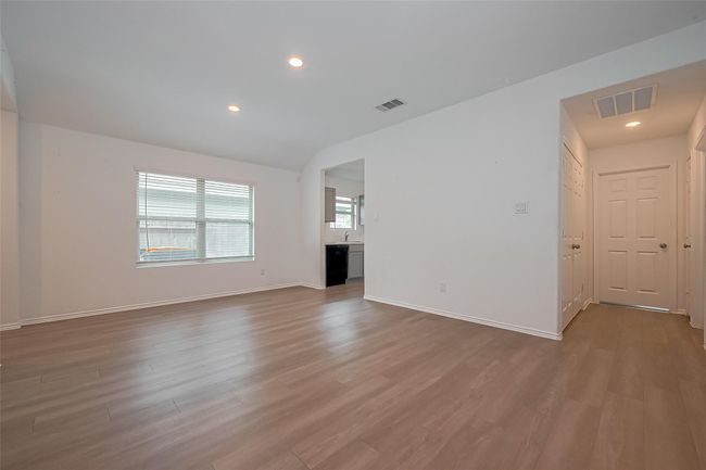3699 Solanum Dr, House other with 4 bedrooms, 2 bathrooms and 2 parking in Conroe TX | Image 4