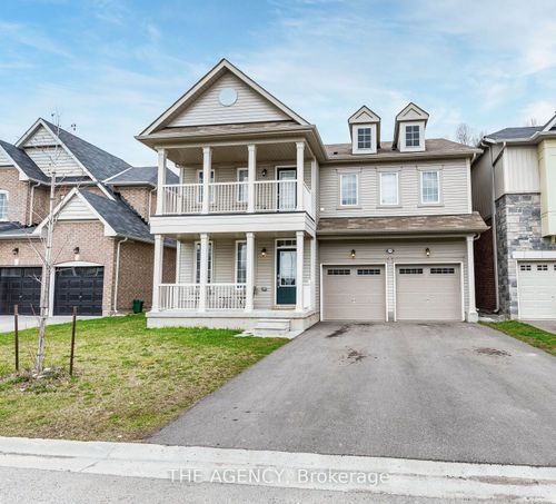 8779 Chickory Trail, Niagara Falls, ON, L2H3S4 | Card Image