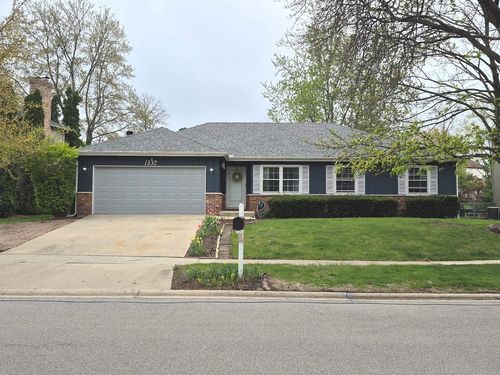 1332 E Bailey Rd, Naperville, IL, 60565-1645 | Card Image