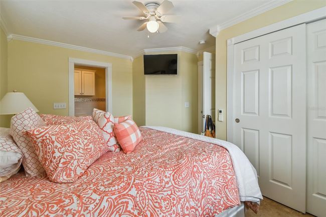 Unit A - Owner's Suite | Image 27