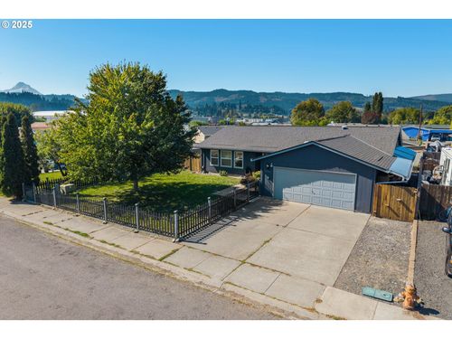 3196 Midway Rd, Hood River, OR, 97031-9499 | Card Image