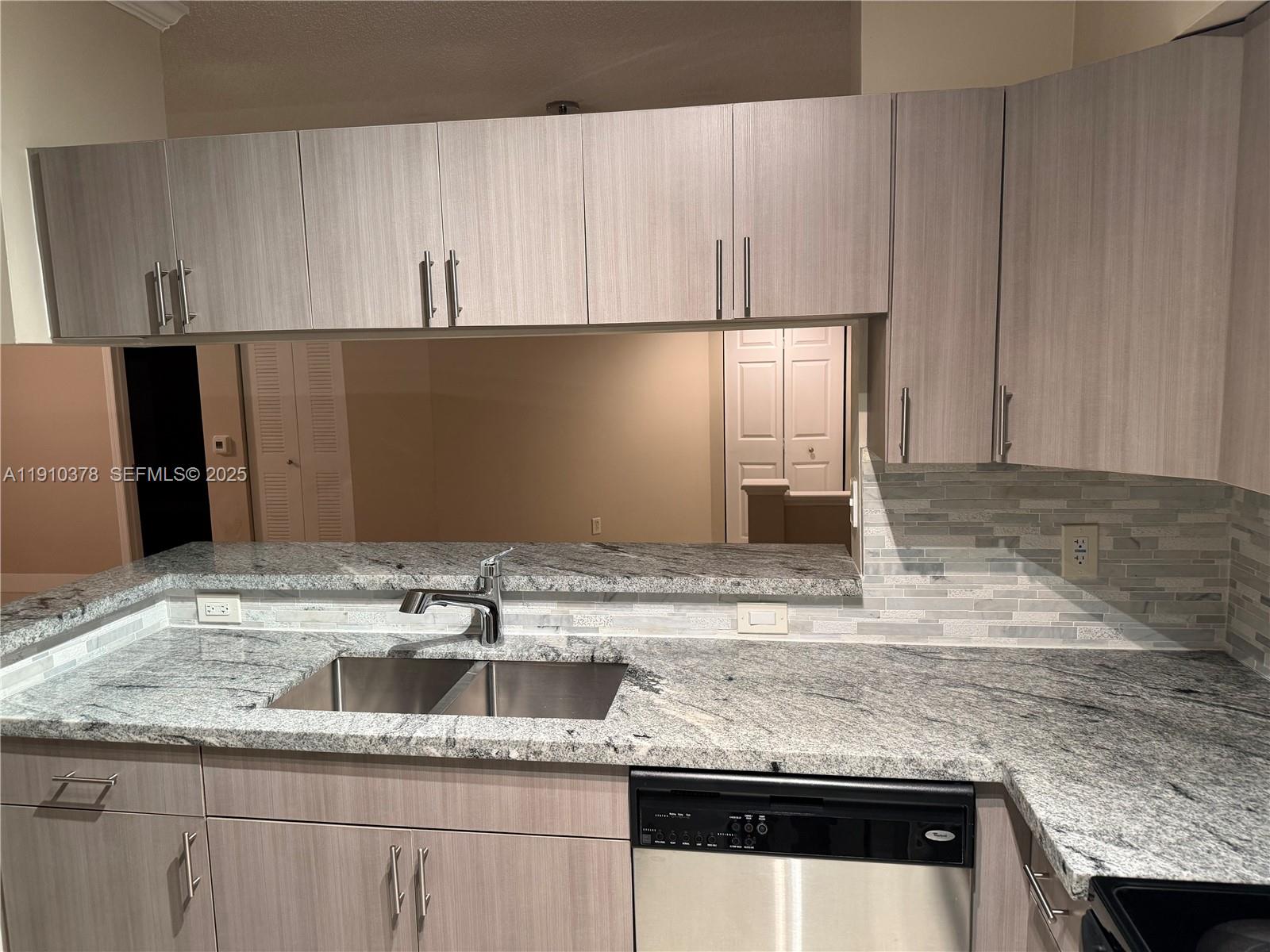 Residential in Sunny Isles Beach 4