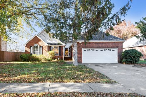 316 Park Glen Dr, Mount Juliet, TN, 37122-5607 | Card Image