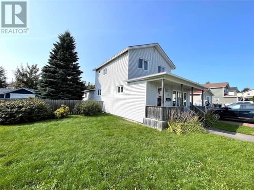 15 Suvla Rd, Grand Falls Windsor, NL, A2A2A6 | Card Image