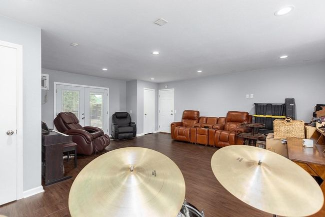 1402 Robinwood Dr, House other with 3 bedrooms, 3 bathrooms and 2 parking in Lufkin TX | Image 14
