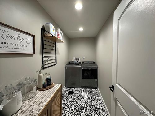 117 Woodline Ct, Saint Peters, MO, 63376-2868 | Card Image