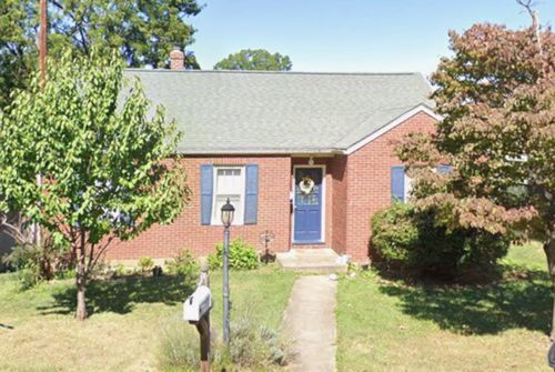 322 Marr St, STAUNTON, VA, 24401 | Card Image