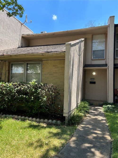 424 Arborview Dr, Garland, TX, 75043-2934 | Card Image