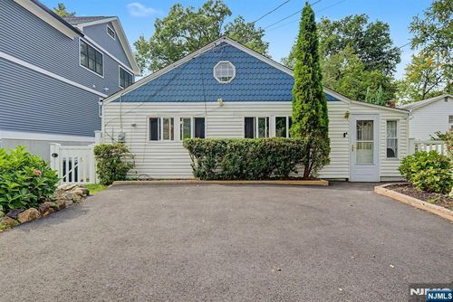 13 Spruce Place, Denville Township, NJ, 07834 | Card Image