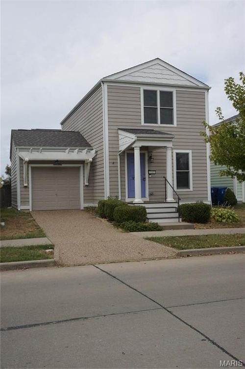 3305 Stowe Lndg, Saint Charles, MO, 63301-4677 | Card Image