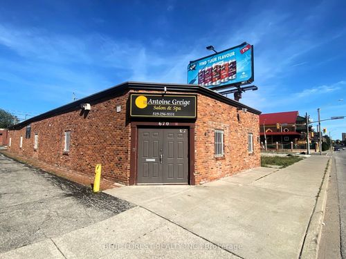 670 Goyeau St, Windsor, ON, N9A1H4 | Card Image