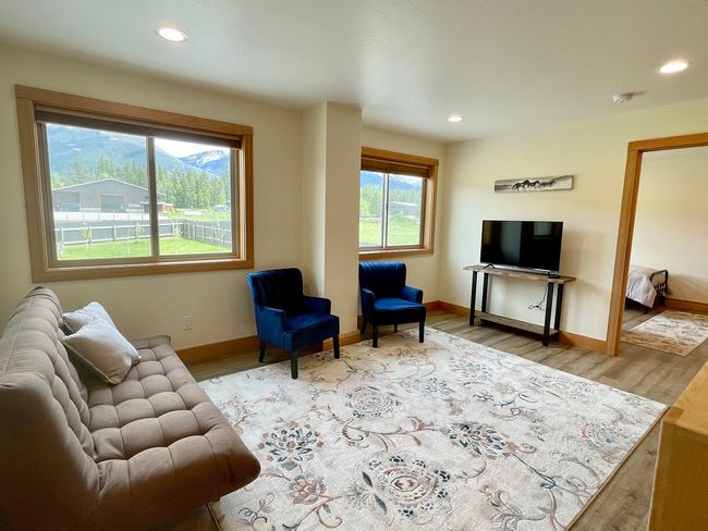 South Shop Apt Upper Landing | Image 22