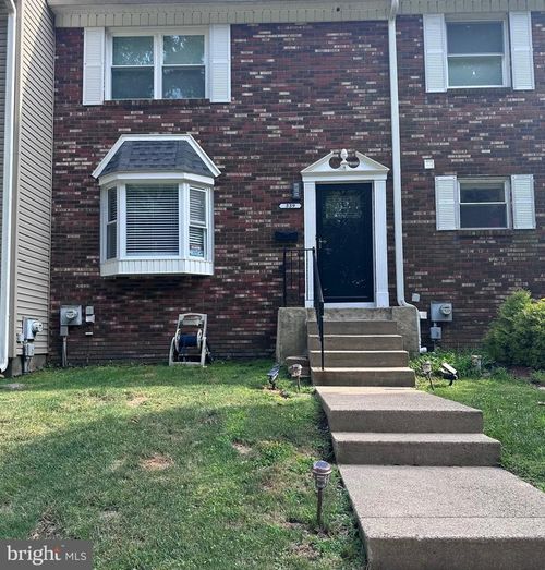 339 N Mount Vernon Cir, BENSALEM, PA, 19020-8206 | Card Image