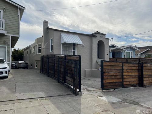 b-2524 25th Ave, Oakland, CA, 94601-1251 | Card Image