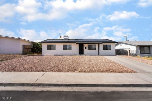 6444 Bannock Way, Las Vegas, NV, 89107-3510 | Card Image