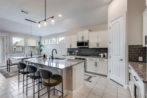 20028 Rhiannon Ln, Pflugerville, TX, 78660-4089 | Card Image