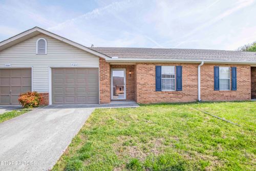 7920 Cavanaugh Way, Powell, TN, 37849-3490 | Card Image