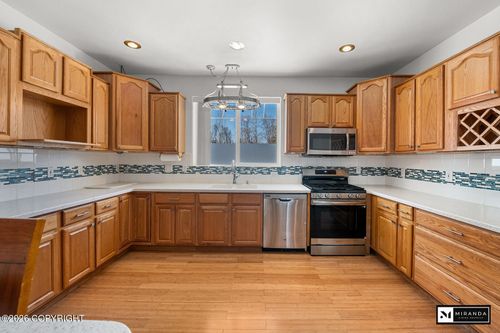 5360 N Honeysuckle Ln, Wasilla, AK, 99654-1400 | Card Image