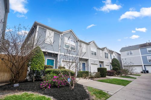 3209 Chenevert St, Houston, TX, 77004-3030 | Card Image