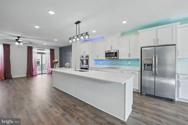 9870 Buchanan Loop, Townhouse with 4 bedrooms, 4 bathrooms and null parking in MANASSAS VA | Image 6