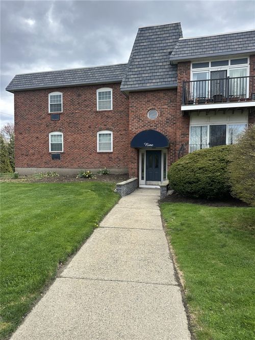 9-7-3 Admiralty Dr, Middletown, RI, 02842-6262 | Card Image