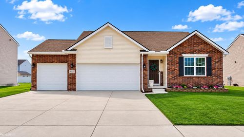 58221 River Oaks Dr, New Haven, MI, 48048-3327 | Card Image