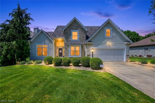 2942 Robert Gary Ct, Medina, OH, 44256-6860 | Card Image