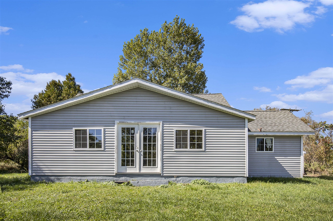 Wisner Ave, Fremont, MI 49412