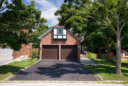 2840 Tradewind Dr, Mississauga, ON, L5N6L1 | Card Image