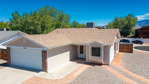 3194 Summit Ct, Grand Junction, CO, 81504-5816 | Card Image