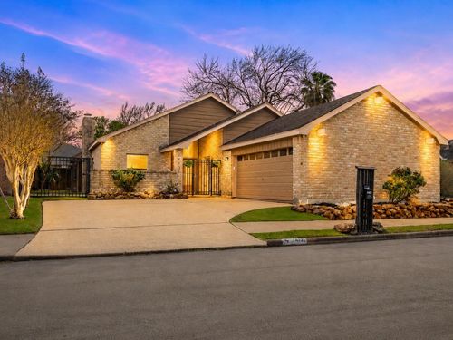 14131 Hillvale Dr, Houston, TX, 77077-1408 | Card Image