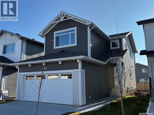535 Traeger Manor, Saskatoon, SK, S7V1W3 | Card Image