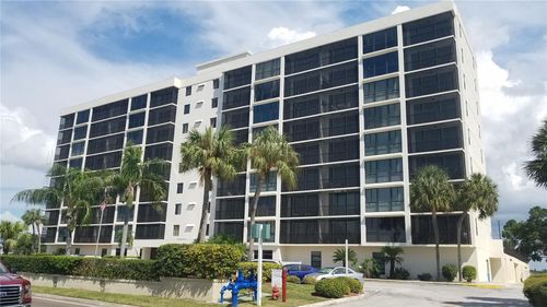 301-7100 Sunshine Skyway Ln S, ST PETERSBURG, FL, 33711-4925 | Card Image