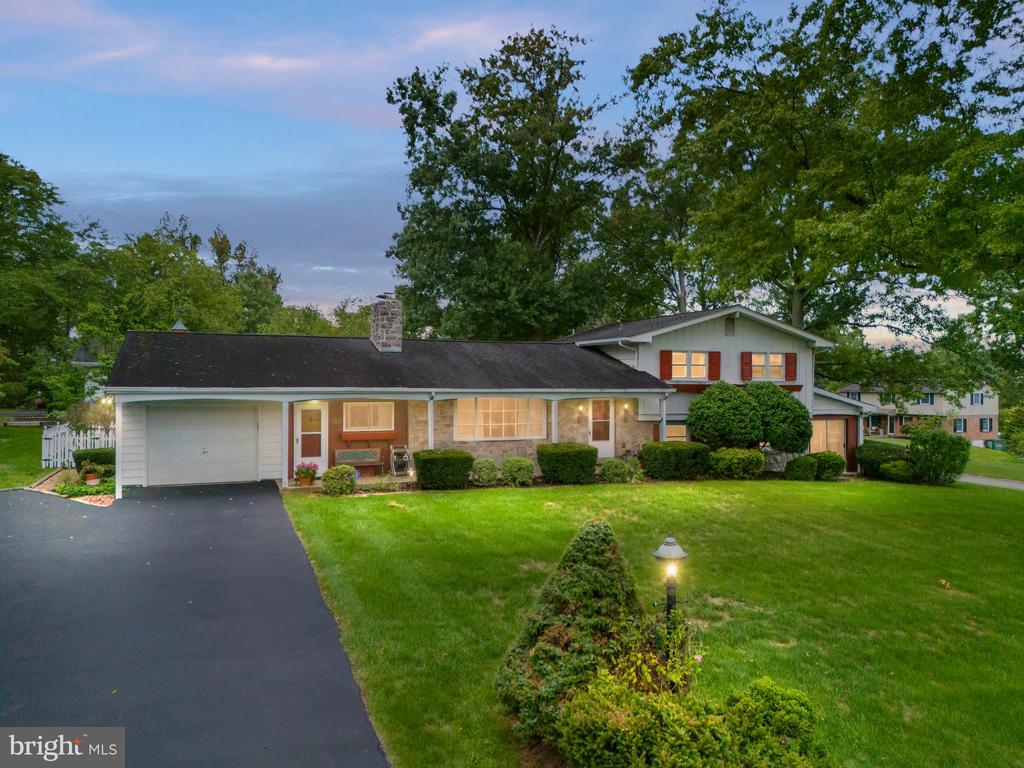 Kenny Rd, Pottstown, PA 19464
