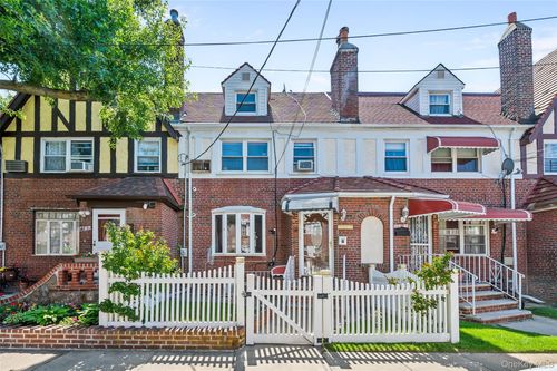 14229 231st St, Laurelton, NY, 11413-3627 | Card Image