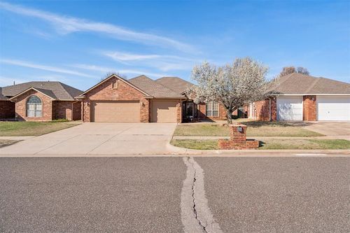 2705 Se 96th St, Oklahoma City, OK, 73160-9147 | Card Image
