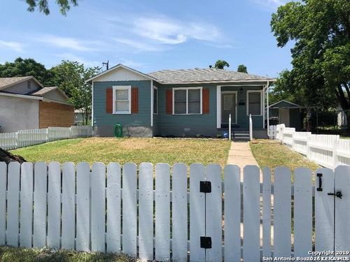 831 Fair Ave, San Antonio, TX, 78223-1307 | Card Image