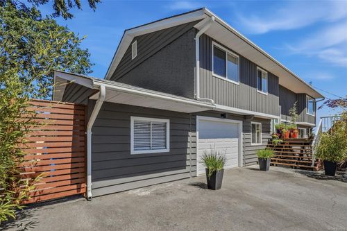3153 Marion Way, Nanaimo, BC, V9T3Z8 | Card Image